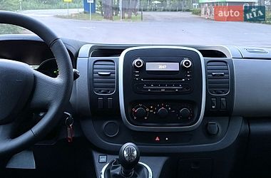 Минивэн Renault Trafic 2015 в Луцке
