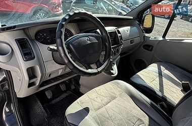 Минивэн Renault Trafic 2006 в Ровно
