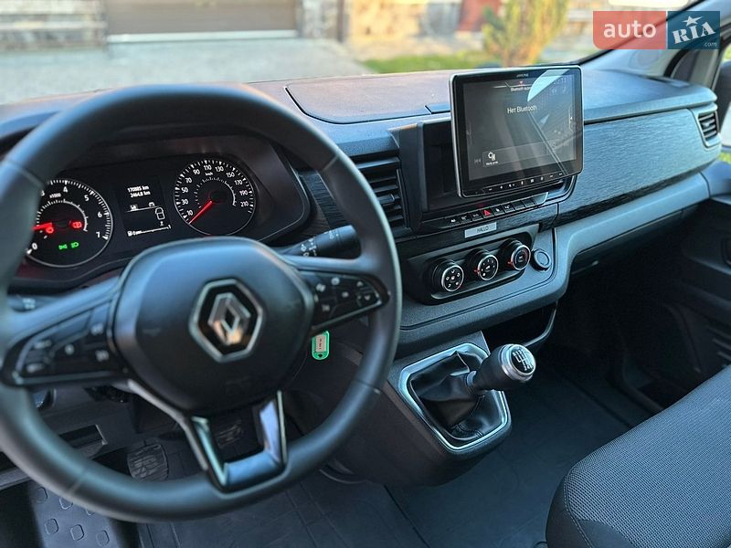 Грузовой фургон Renault Trafic 2022 в Бродах