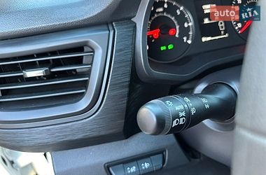 Грузовой фургон Renault Trafic 2022 в Бродах