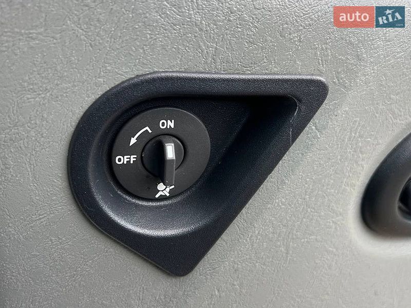 Минивэн Renault Trafic 2008 в Желтых Водах