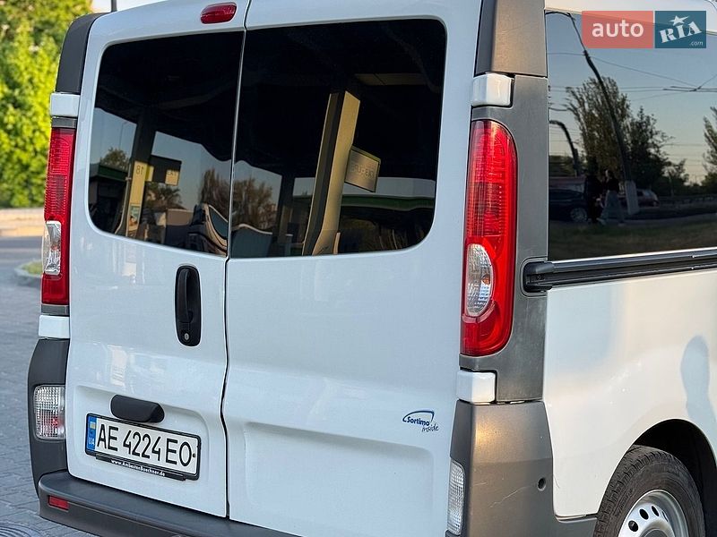 Минивэн Renault Trafic 2009 в Днепре