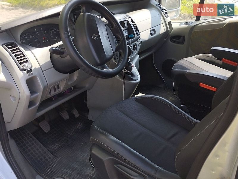 Минивэн Renault Trafic 2005 в Балаклее