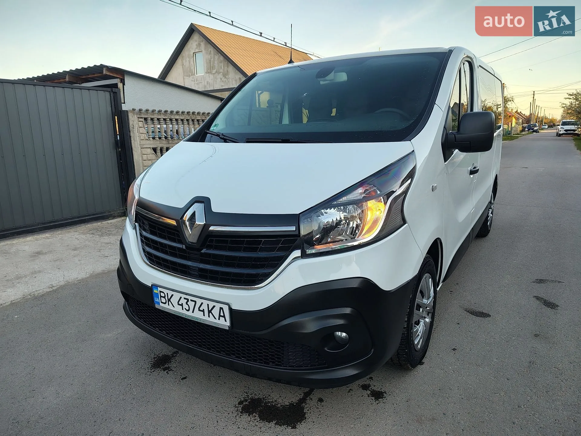 2021 Renault Trafic - мініатюра 2