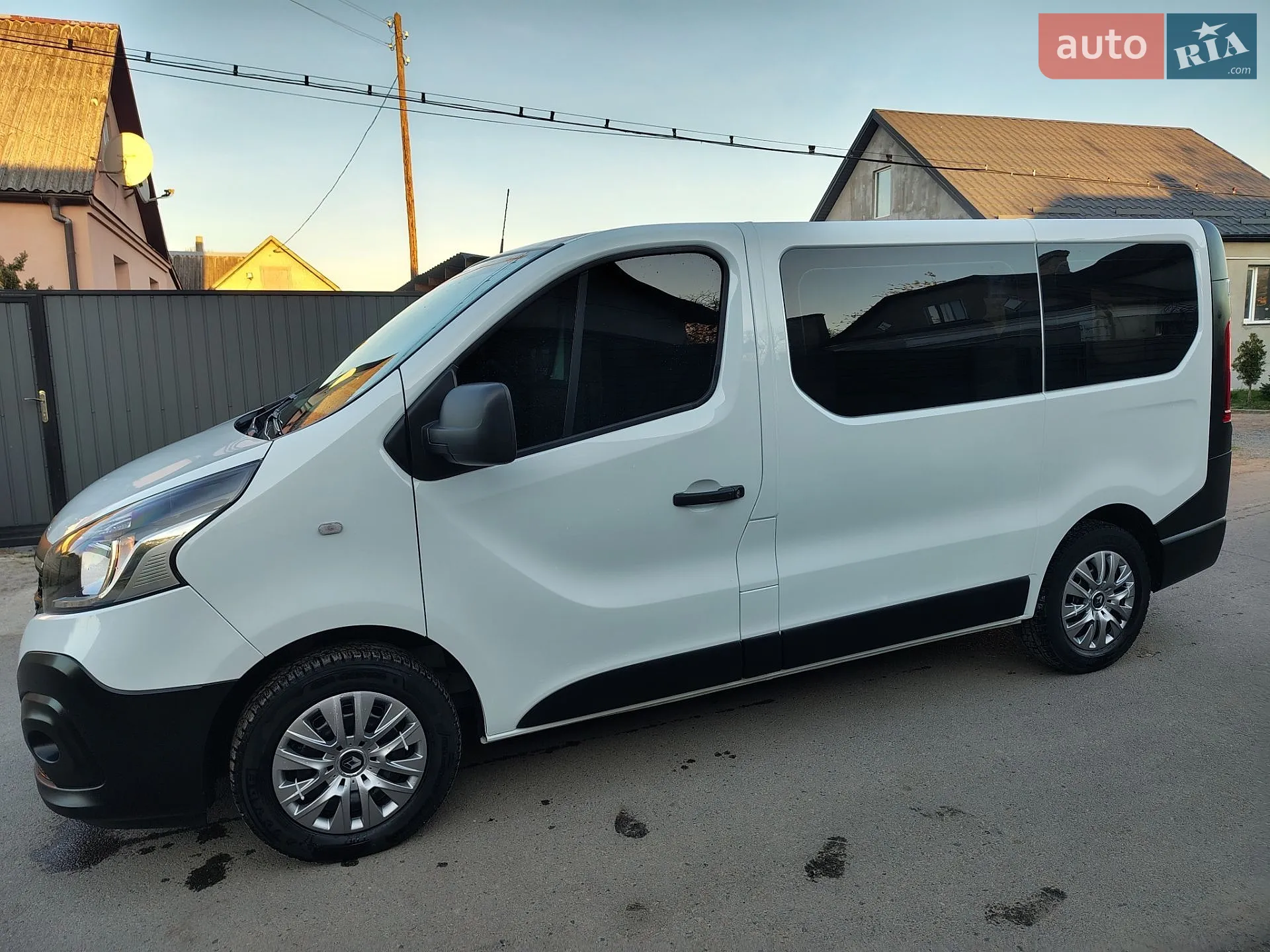 2021 Renault Trafic - мініатюра 11