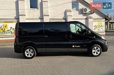 Грузовой фургон Renault Trafic 2012 в Бродах