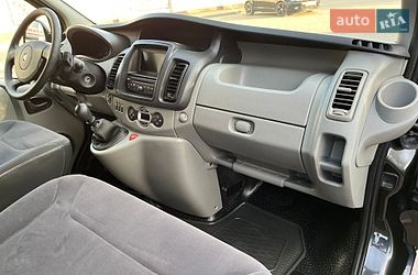 Грузовой фургон Renault Trafic 2012 в Бродах