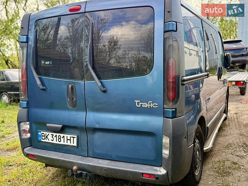 Минивэн Renault Trafic 2005 в Кропивницком