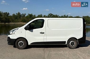 Грузовой фургон Renault Trafic 2018 в Каменском