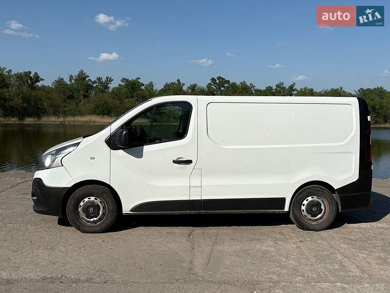 Грузовой фургон Renault Trafic 2018 в Каменском