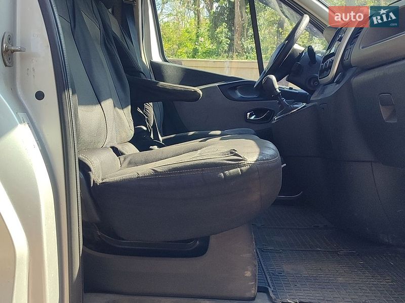 Грузовой фургон Renault Trafic 2016 в Одессе