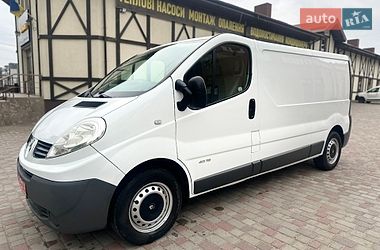 Вантажний фургон Renault Trafic 2014 в Рівному