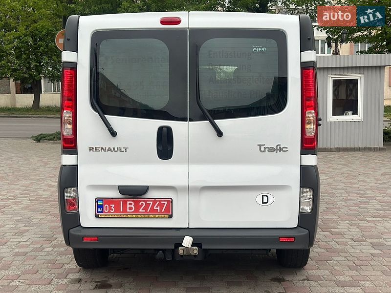 Вантажний фургон Renault Trafic 2014 в Рівному