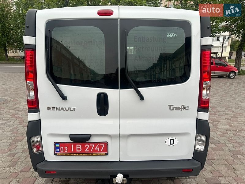 Вантажний фургон Renault Trafic 2014 в Рівному