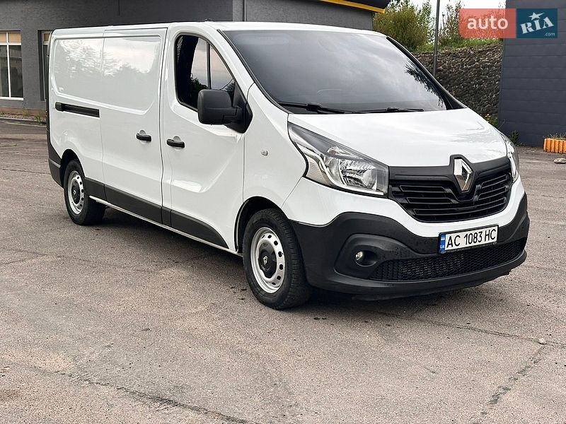 Вантажний фургон Renault Trafic 2019 в Івано-Франківську