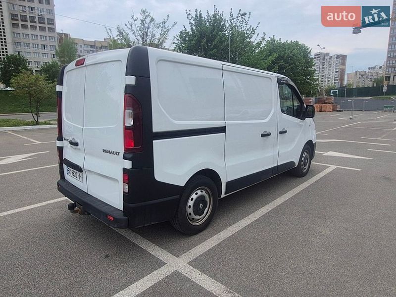Грузовой фургон Renault Trafic 2017 в Киеве
