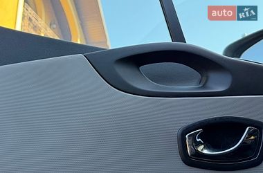 Мінівен Renault Trafic 2017 в Львові