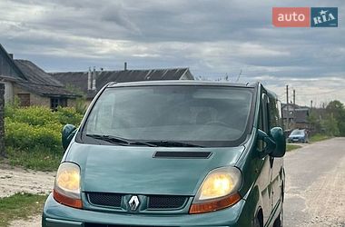 Мінівен Renault Trafic 2005 в Шумську