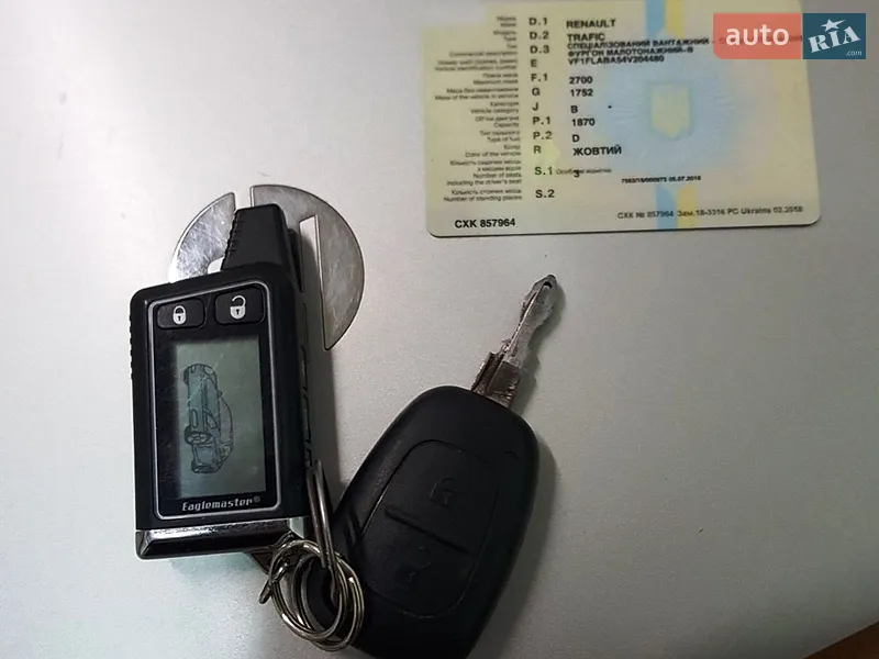 Вантажопасажирський фургон Renault Trafic 2004 в Києві документ