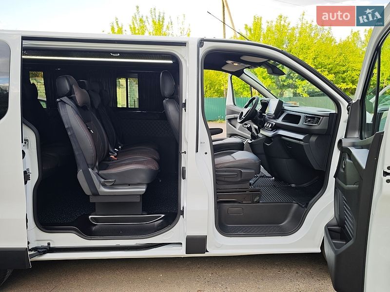 Минивэн Renault Trafic 2022 в Дубно