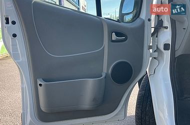 Вантажопасажирський фургон Renault Trafic 2012 в Вінниці