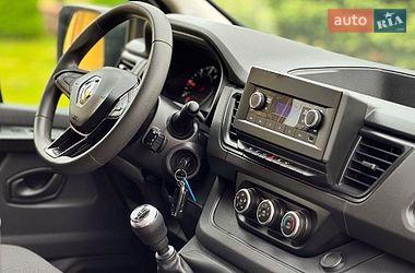 Вантажний фургон Renault Trafic 2023 в Дрогобичі