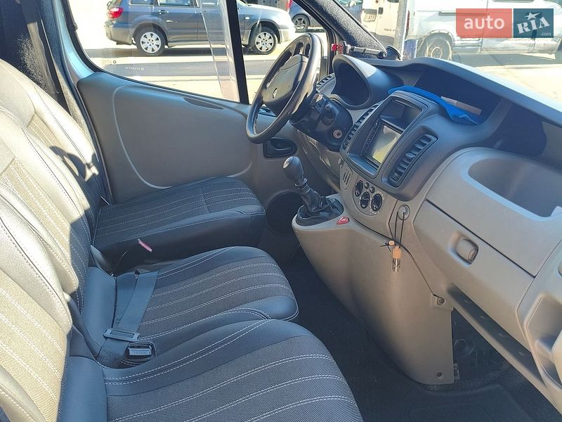 Мінівен Renault Trafic 2008 в Києві фото 15 Мінівен Renault Trafic 2008 в Києві