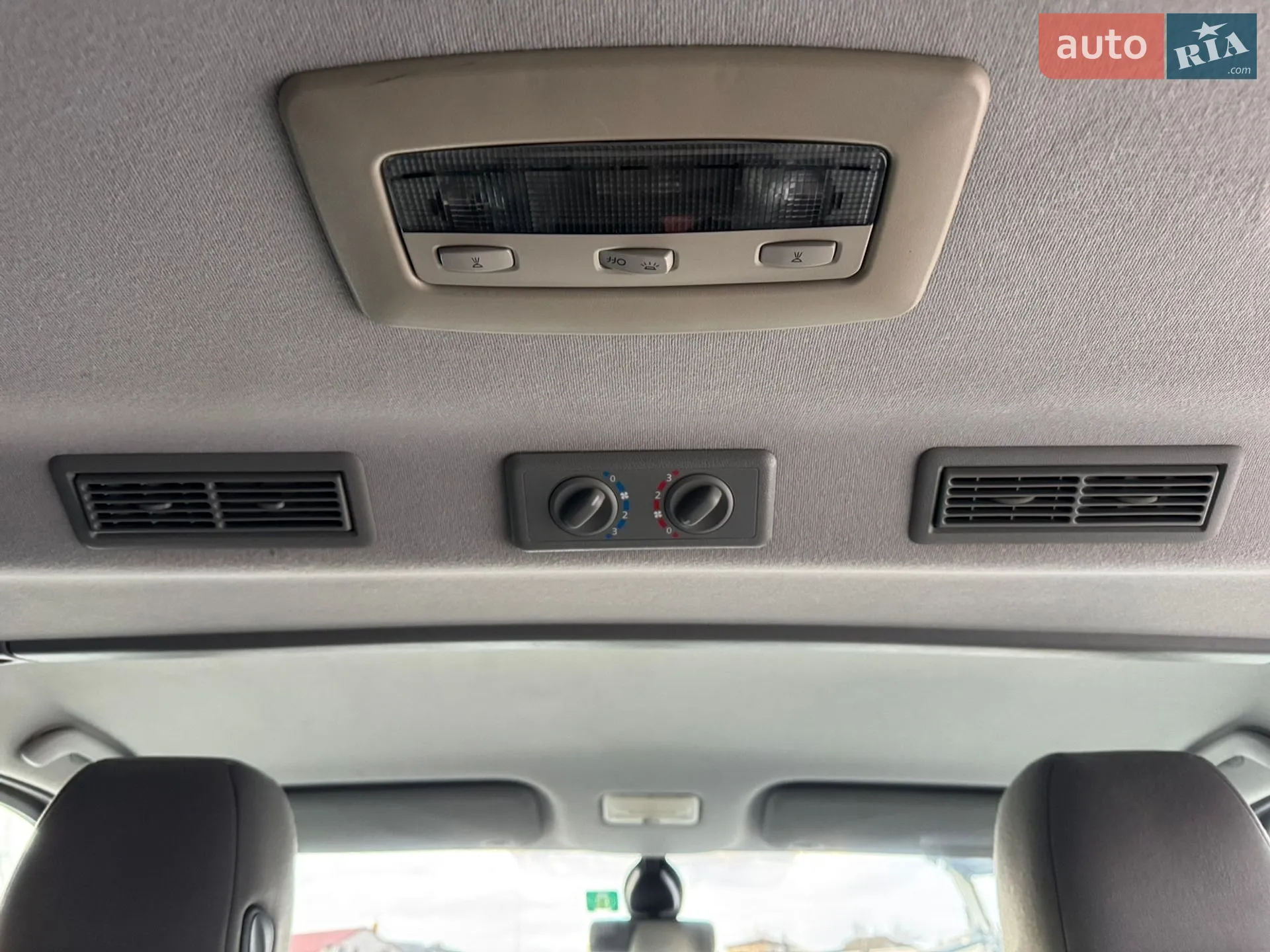 2012 Renault Trafic - мініатюра 55