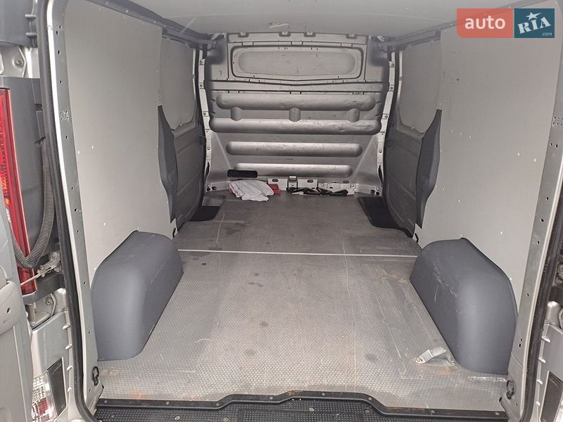 Грузовой фургон Renault Trafic 2014 в Решетиловке