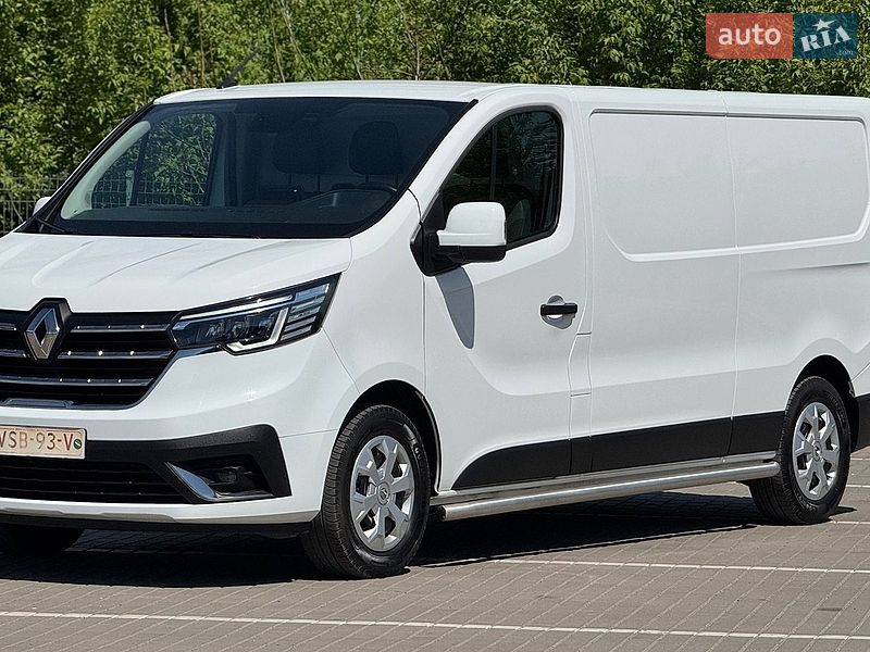 Вантажний фургон Renault Trafic 2022 в Дубні