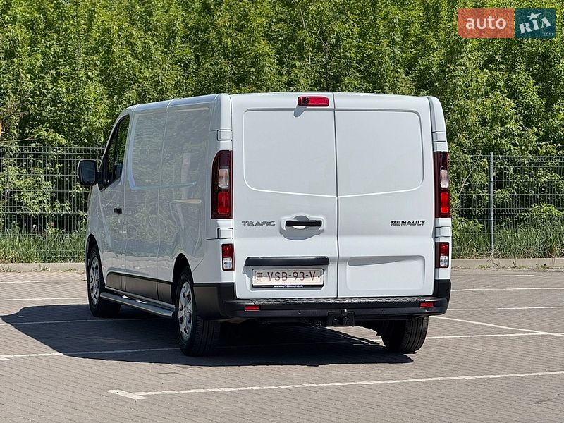 Вантажний фургон Renault Trafic 2022 в Дубні