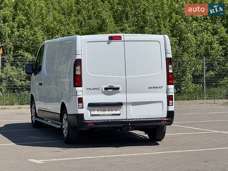 Вантажний фургон Renault Trafic 2022 в Дубні