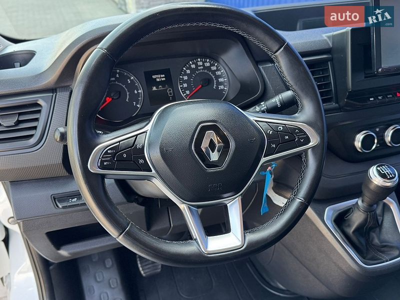 Вантажний фургон Renault Trafic 2022 в Дубні