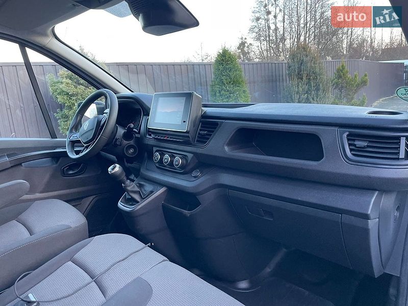 Грузовой фургон Renault Trafic 2024 в Коростене фото 12 Грузовой фургон Renault Trafic 2024 в Коростене