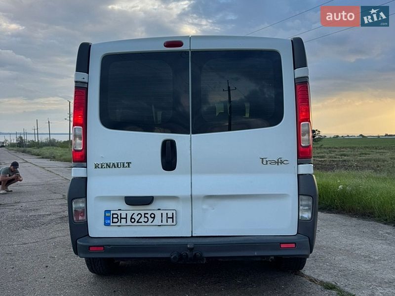 Минивэн Renault Trafic 2008 в Овидиополе