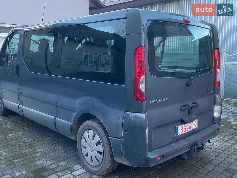 Минивэн Renault Trafic 2011 в Черновцах
