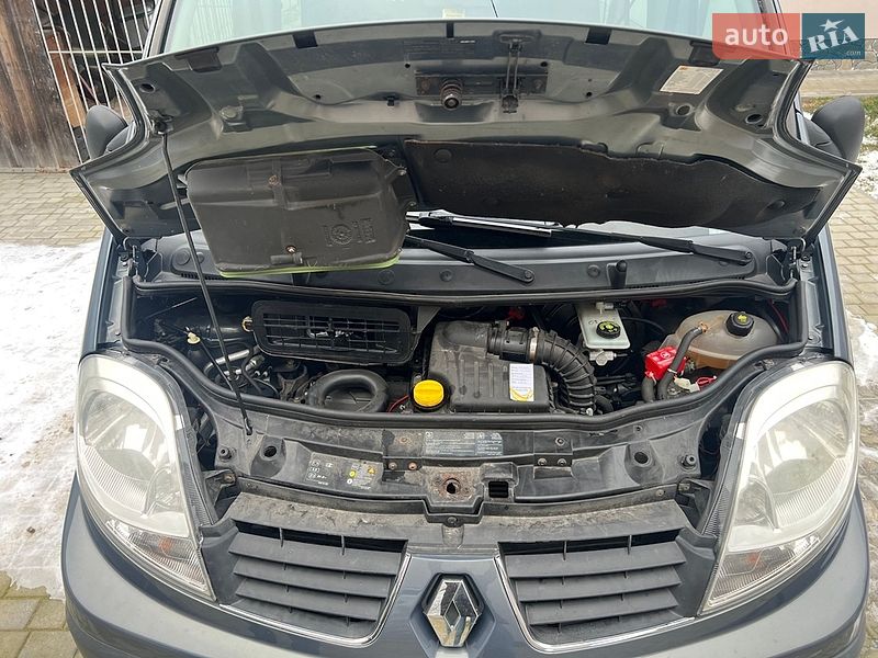 Минивэн Renault Trafic 2011 в Черновцах