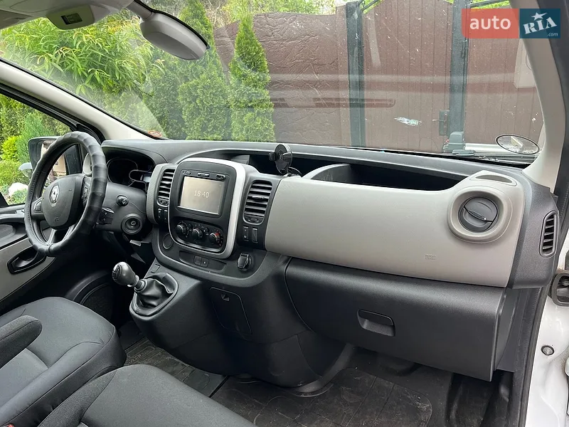 Renault Trafic 2018 VIN VF1FL000561283207 фото оголошення 32 з 68