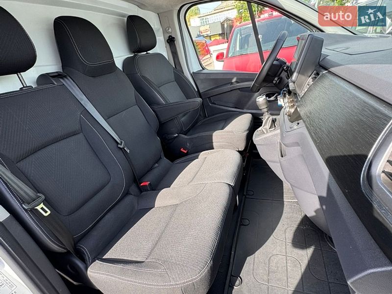 Грузовой фургон Renault Trafic 2022 в Киеве