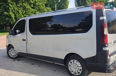 Минивэн Renault Trafic 2015 в Киеве фото 7 Минивэн Renault Trafic 2015 в Киеве