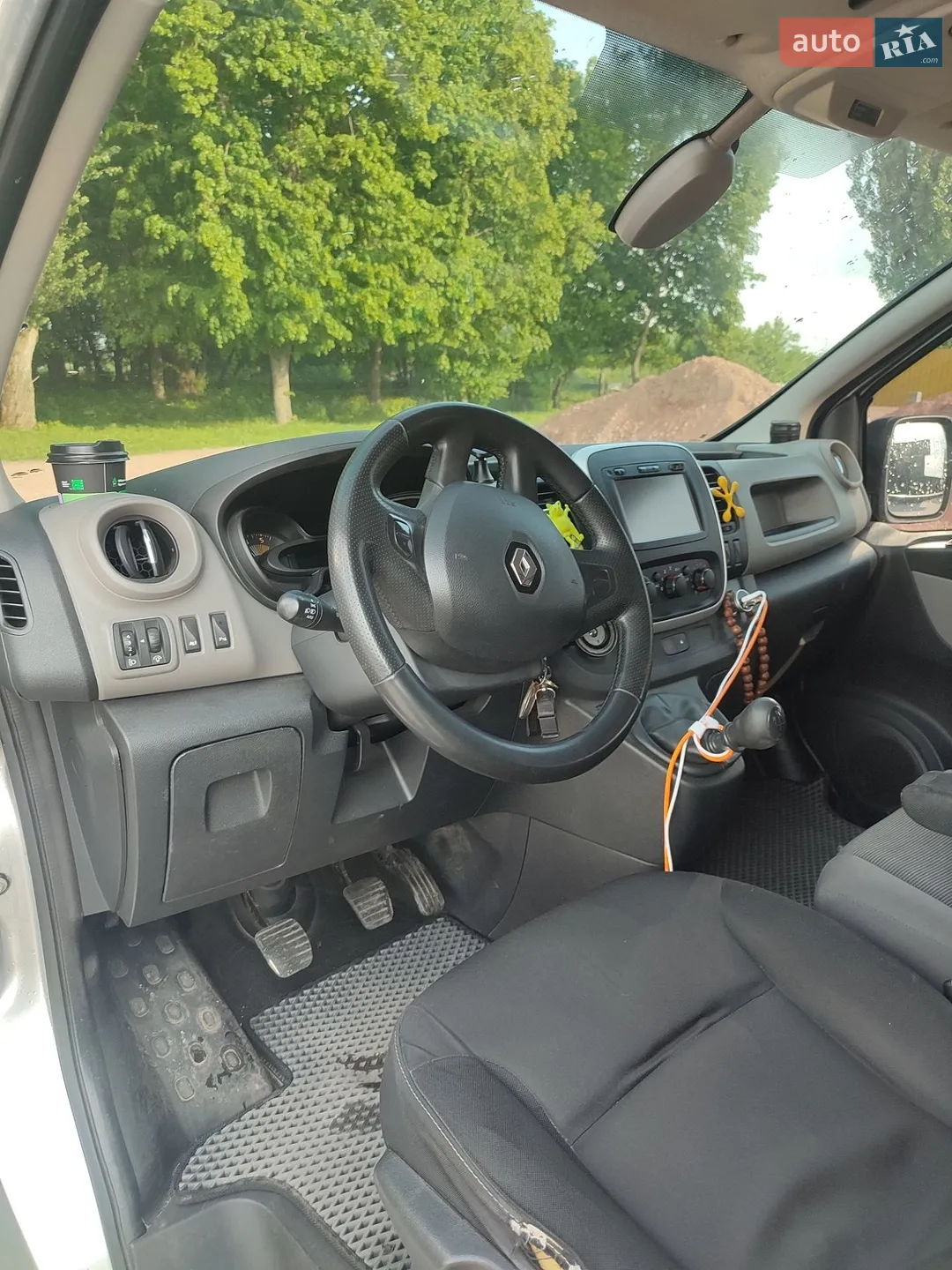 2015 Renault Trafic - мініатюра 3