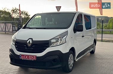 Грузопассажирский фургон Renault Trafic 2017 в Буче