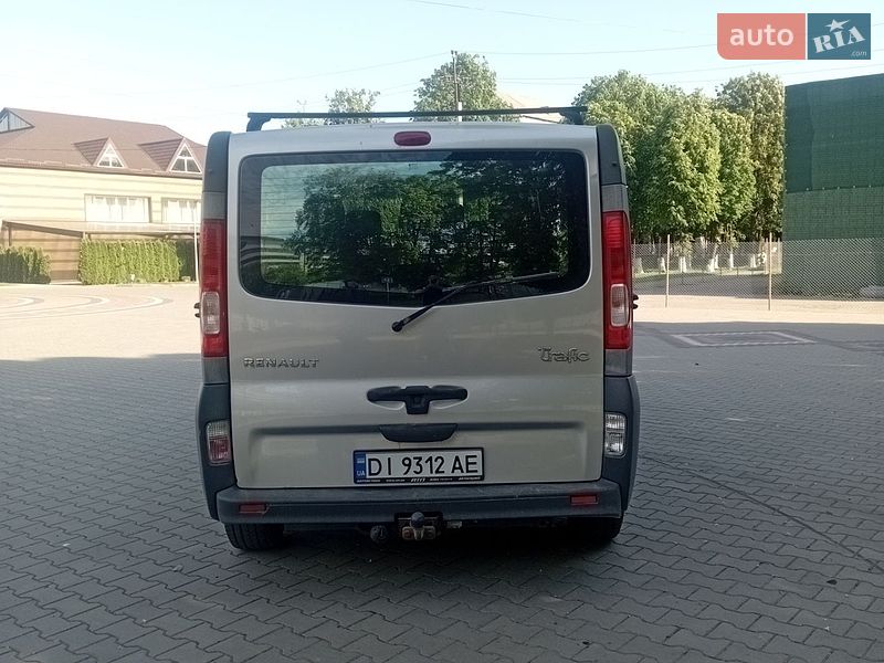 Грузопассажирский фургон Renault Trafic 2008 в Теофиполе