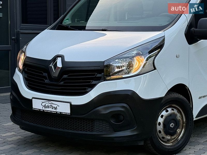 Минивэн Renault Trafic 2017 в Черновцах