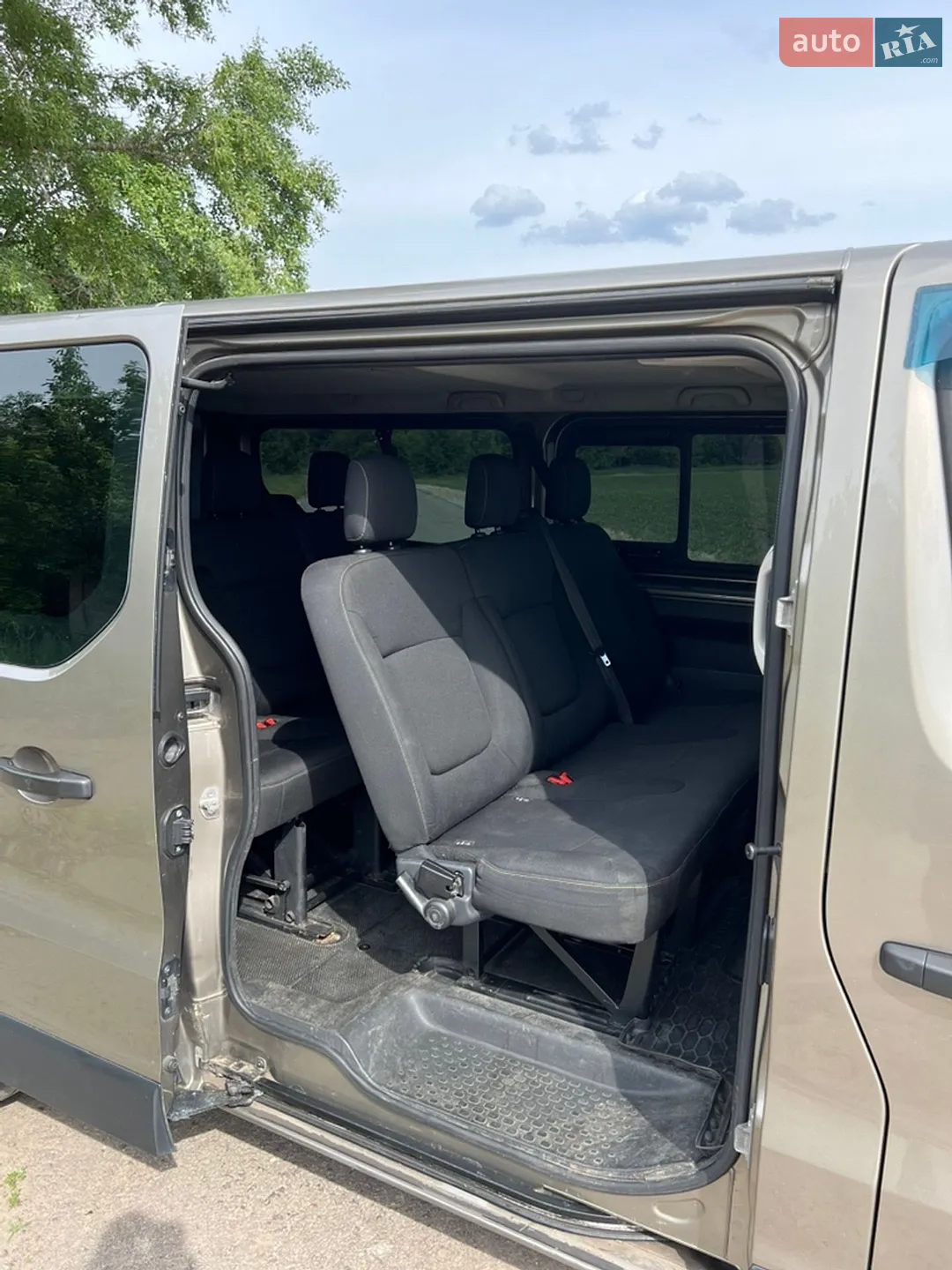 2015 Renault Trafic - мініатюра 16