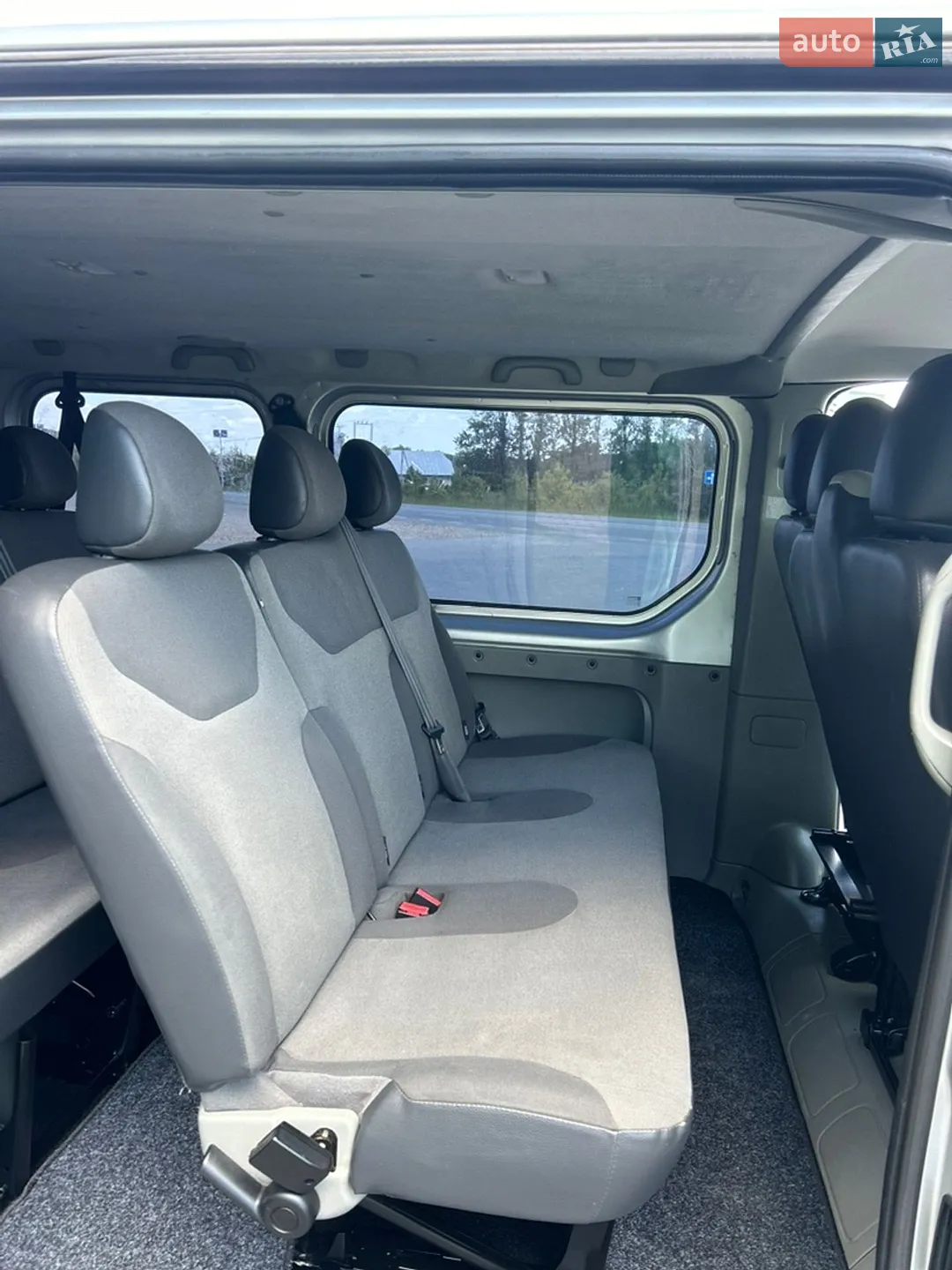 2011 Renault Trafic - мініатюра 75