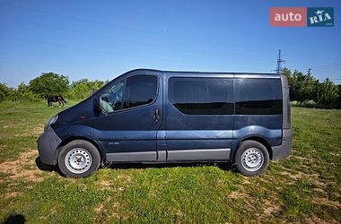 Мінівен Renault Trafic 2003 в Чернівцях