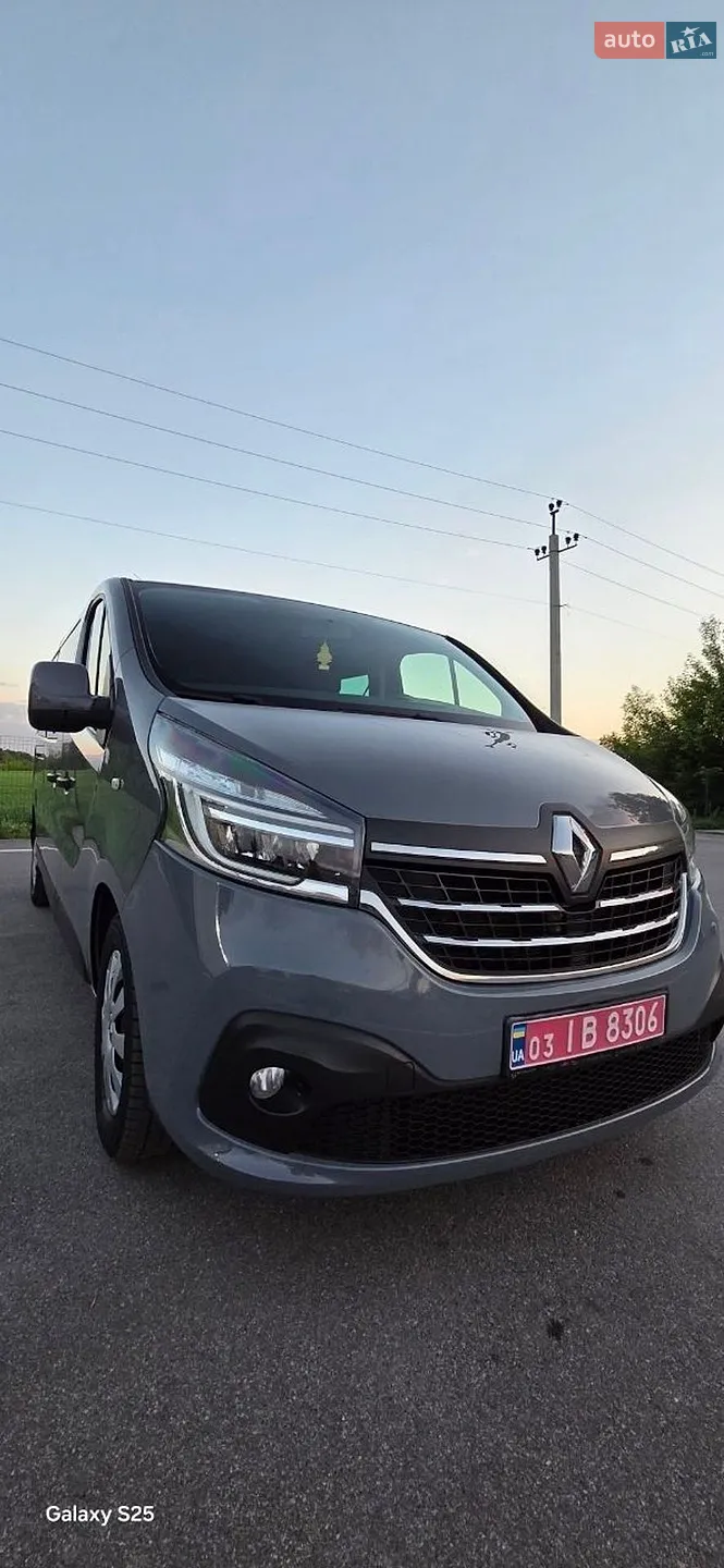 2020 Renault Trafic - мініатюра 3