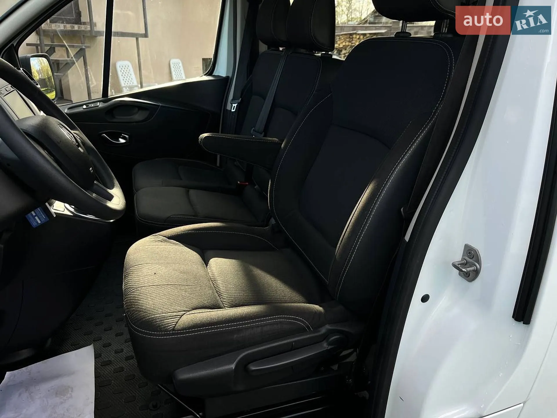 2021 Renault Trafic - мініатюра 20