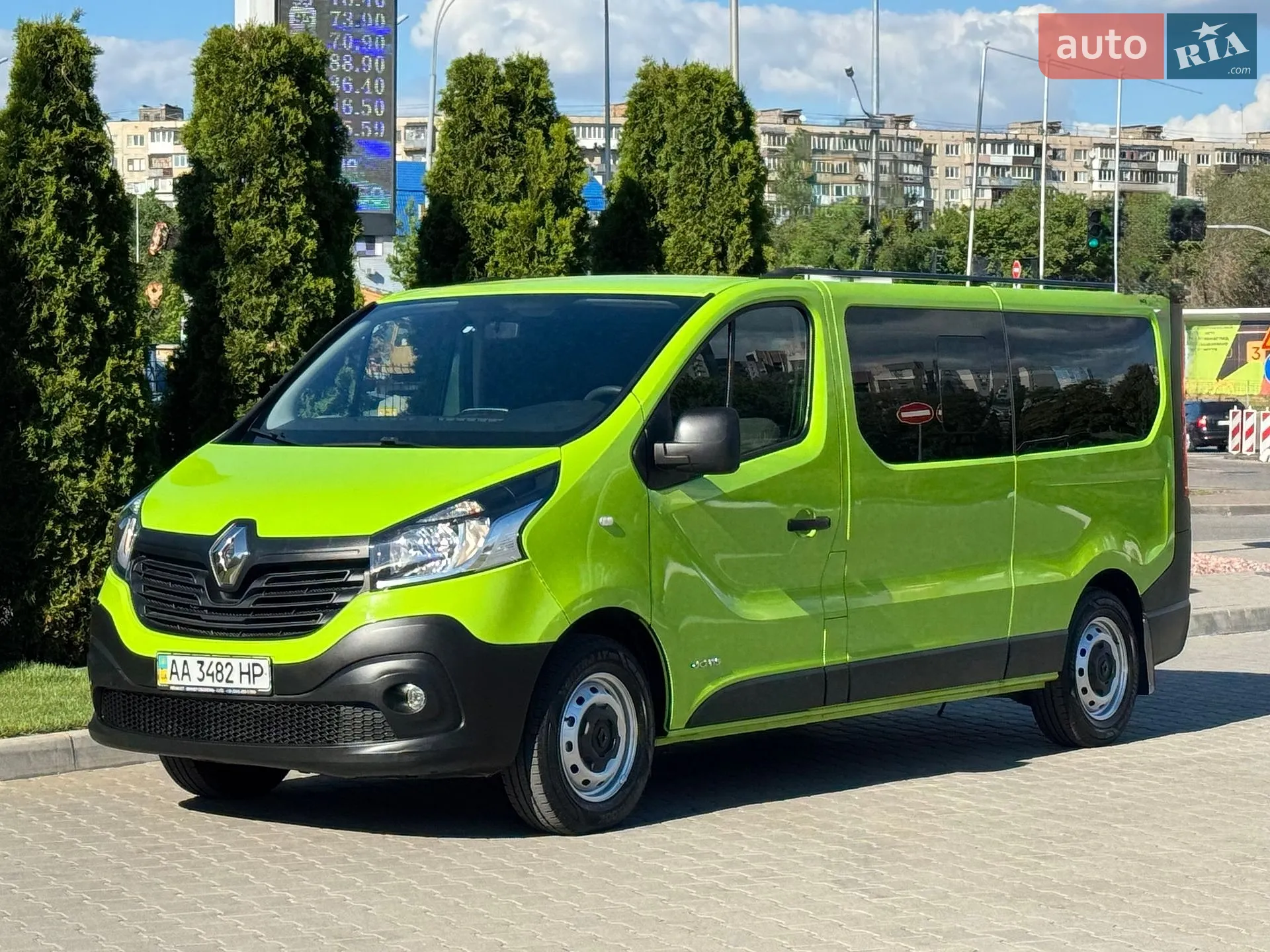 2015 Renault Trafic - мініатюра 4